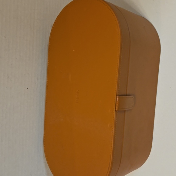 Dyson Airwrap Case - Picture 2 of 9